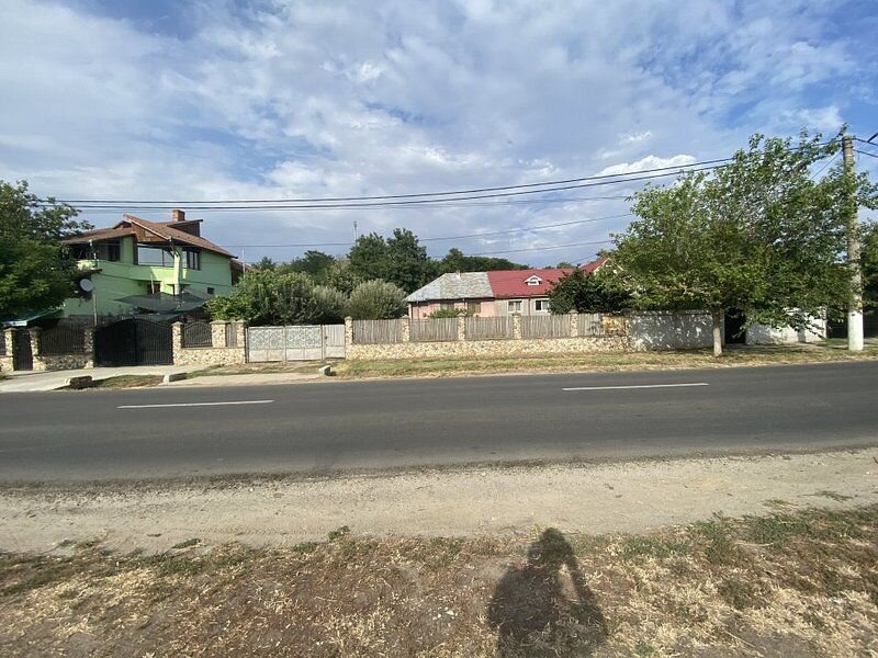 Draganesti-Olt Teren la soseaua principala N Titulescu