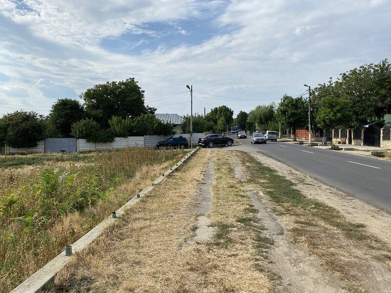 Draganesti-Olt Teren la soseaua principala N Titulescu